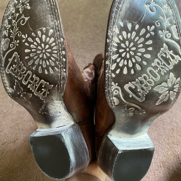 Caborca Distressed Boots - Picture 3 of 4